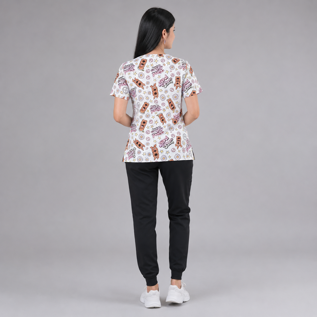 Blusa médica estampada Funscrubs — Scooby Doo Vibes